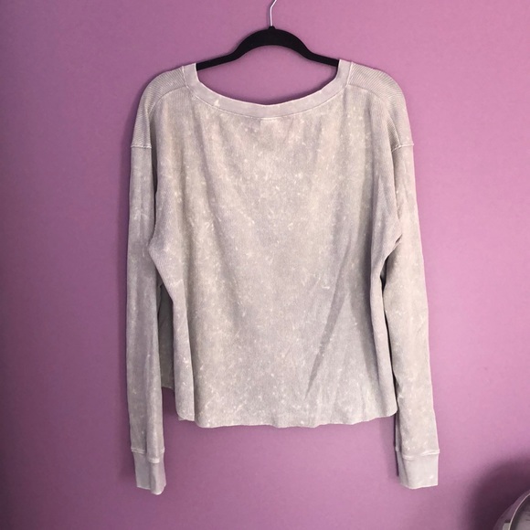 PINK Light Grey Long Sleeve - Picture 2 of 2